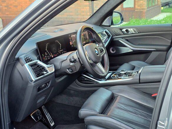 2022 BMW X7 M60i I (G07) Рестайлинг, серый, 15800000 рублей - вид 28