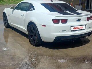 2011 Chevrolet Camaro V, белый, 1550000 рублей, вид 3