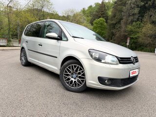 2010 Volkswagen Touran I Рестайлинг 2, серебристый, 780000 рублей, вид 5
