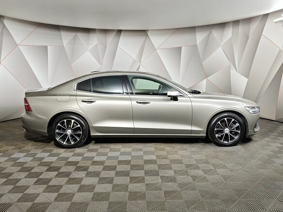 2022 Volvo S60 III, серый - вид 5