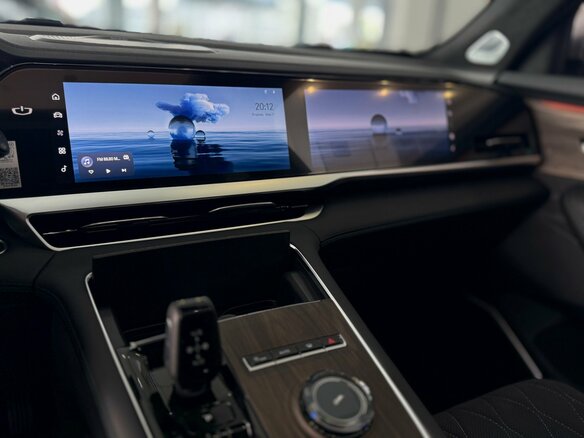 2026 Geely Monjaro I Рестайлинг, серебристый - вид 12
