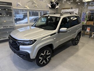 2026 Lada (ВАЗ) Niva Travel I Рестайлинг, серебристый, 1929000 рублей, вид 1