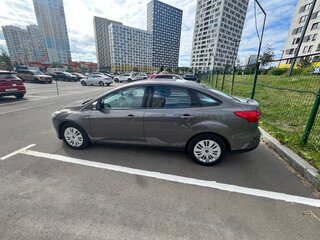 2017 Ford Focus III Рестайлинг, серый, 1100000 рублей, вид 5
