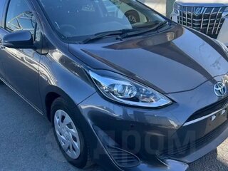 2018 Toyota Aqua I Рестайлинг 2, серый, 1000000 рублей, вид 4