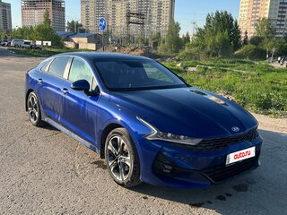 2021 Kia K5 III, синий, 2000000 рублей, вид 1