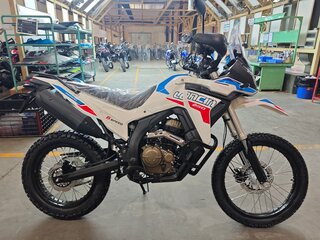 2026 Loncin DS250, синий, 258000 рублей, вид 3