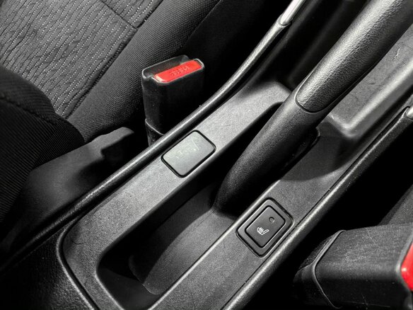 2015 Suzuki Baleno II, чёрный, 910000 рублей - вид 20