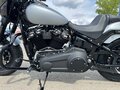 2020 Harley-Davidson Fat Bob, серебристый, 2180000 рублей - вид 5