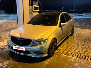 2010 Mercedes-Benz C-Класс 200 III (W204), серебристый, 750000 рублей, вид 1