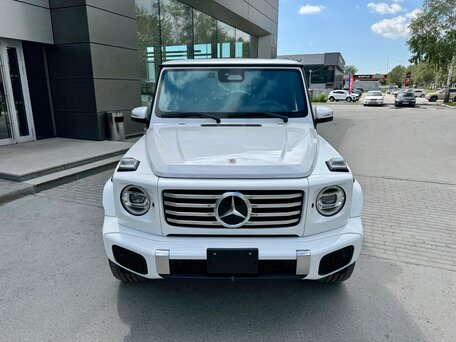 2024 Mercedes-Benz G-Класс 450 d III (W465) Рестайлинг, белый, 19990000 рублей, вид 3