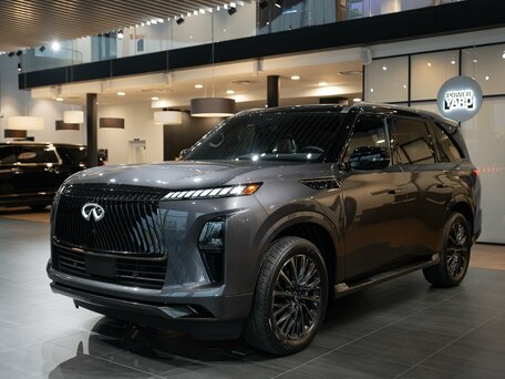 2025 Infiniti QX80 II, серый, 17990000 рублей, вид 4