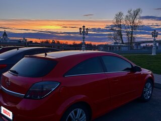 2007 Opel Astra GTC H Рестайлинг, красный, 300000 рублей, вид 3