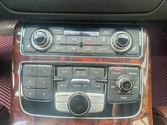 2014 Audi A8 Long III (D4), чёрный, 1129000 рублей - вид 17