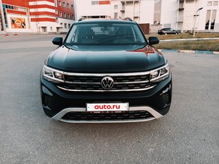 2022 Volkswagen Atlas I Рестайлинг, чёрный, 4250000 рублей, вид 2
