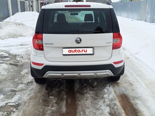 2014 Skoda Yeti I Рестайлинг, белый, 950000 рублей, вид 4