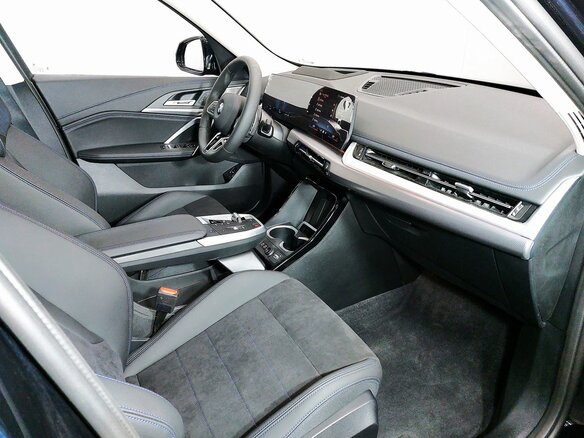 2026 BMW X1 Long 25Li xDrive III (U11/U12), чёрный, 6100000 рублей - вид 36