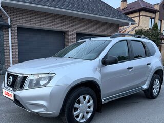 2015 Nissan Terrano III (D10), серебристый, 950000 рублей, вид 3