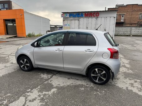 2006 Toyota Vitz II (XP90), серый, 429000 рублей, вид 5