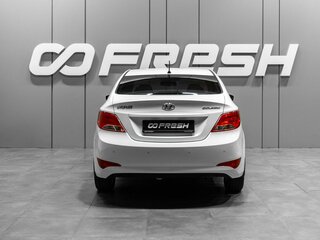 2014 Hyundai Solaris I Рестайлинг, белый, 1050000 рублей, вид 4