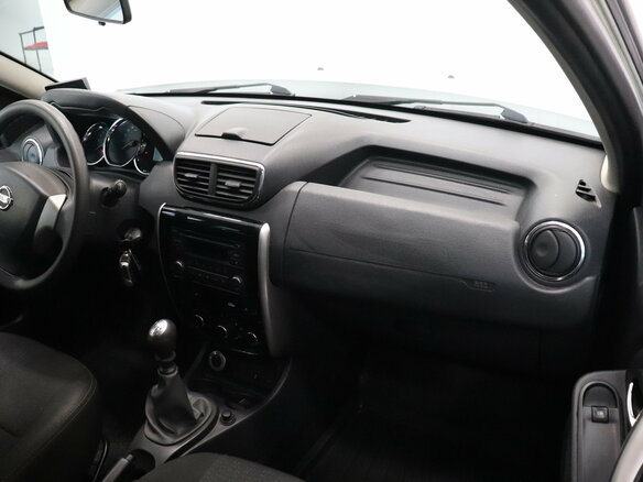 2016 Nissan Terrano III (D10), белый - вид 5