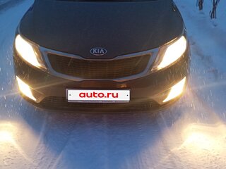2014 Kia Rio 4-speed III, коричневый, 1000000 рублей, вид 2