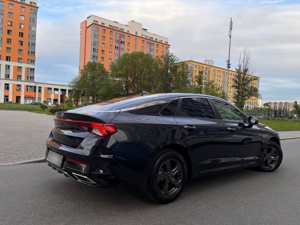 2021 Kia K5 III, синий, 2290000 рублей - вид 5