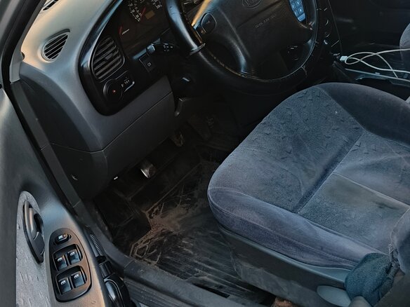 2007 Kia Spectra I Рестайлинг 2, серый, 200000 рублей - вид 2