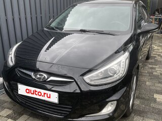 2013 Hyundai Solaris I, чёрный, 850000 рублей, вид 2