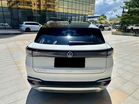 2024 Volkswagen ID.4 X, белый, 3240000 рублей, вид 4