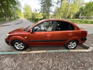 2006 Kia Rio II, оранжевый, 450000 рублей, вид 2