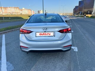 2017 Hyundai Solaris II, серебристый, 1065000 рублей, вид 5