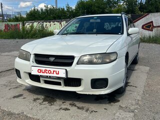 2000 Nissan Avenir II (W11), белый, 310000 рублей, вид 1