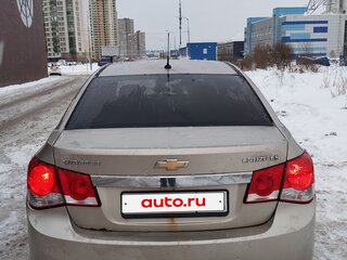2012 Chevrolet Cruze I, бежевый, 500000 рублей, вид 2