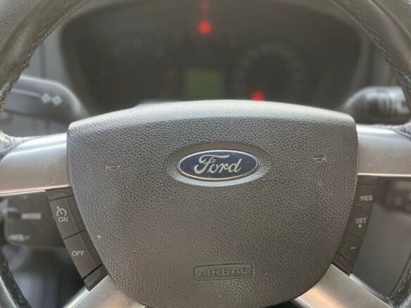 2011 Ford Transit, белый, 1100000 рублей - вид 5