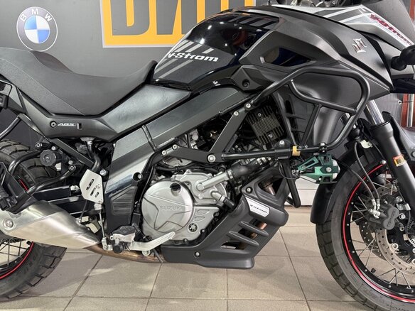 2017 Suzuki V-Strom DL 650, чёрный, 740000 рублей - вид 12