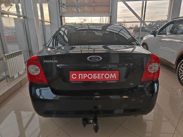 2010 Ford Focus II Рестайлинг, чёрный, 469000 рублей - вид 5