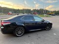 2019 Toyota Camry VIII (XV70), синий, 2500000 рублей - вид 3