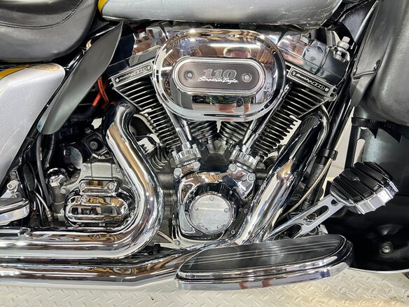 2012 Harley-Davidson Electra Glide, серебристый, 980000 рублей - вид 13