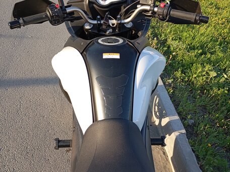 2013 Suzuki V-Strom DL 650, белый, 635000 рублей, вид 4