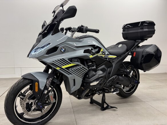 2025 BMW R 1300 RS, серый, 2900000 рублей - вид 4