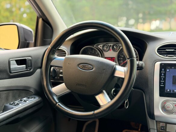 2009 Ford Focus II Рестайлинг, чёрный - вид 7