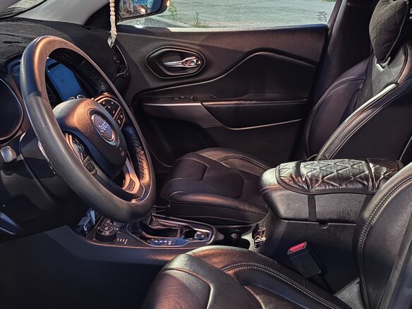 2018 Jeep Cherokee V (KL) Рестайлинг, чёрный, 2750000 рублей - вид 14