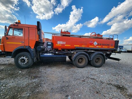 2011 КамАЗ 65115, оранжевый, 1850000 рублей, вид 3