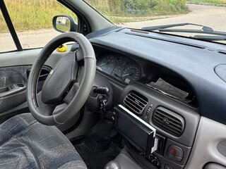 2000 Renault Scenic I Рестайлинг, зелёный, 230000 рублей, вид 3