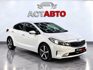 2018 Kia Cerato III Рестайлинг (Classic), белый, 1530000 рублей, вид 3