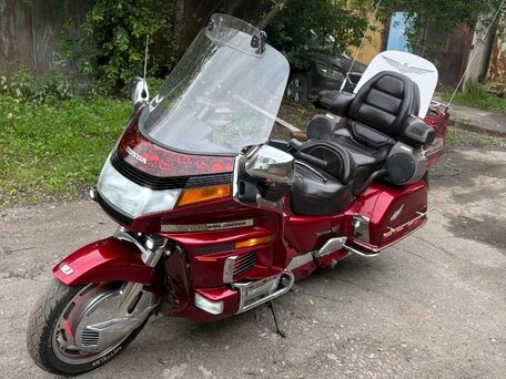 1994 Honda GL 1500 Gold Wing, красный, 700000 рублей, вид 1