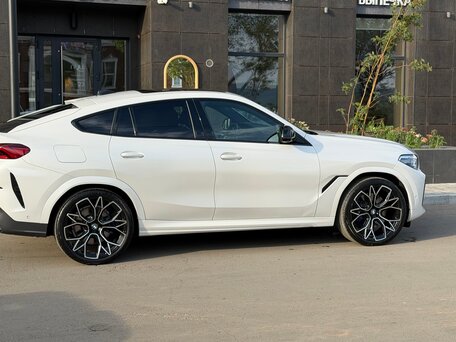 2020 BMW X6 M50d III (G06), белый, 7500000 рублей, вид 2