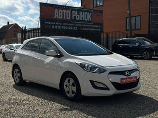 2014 Hyundai i30 II, белый, 1050000 рублей, вид 1