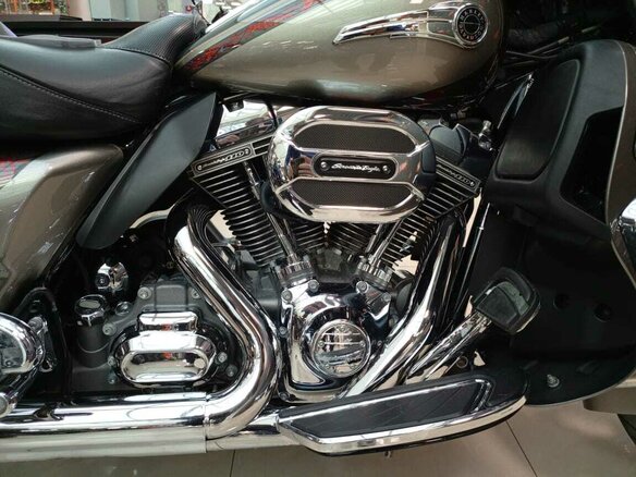 2016 Harley-Davidson CVO Limited, серый - вид 2
