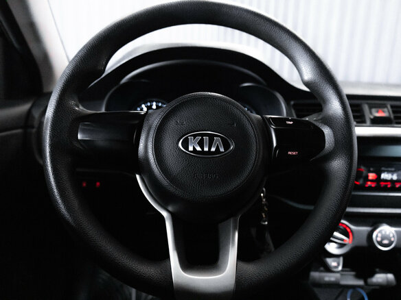 2020 Kia Rio IV, чёрный, 1249999 рублей - вид 12